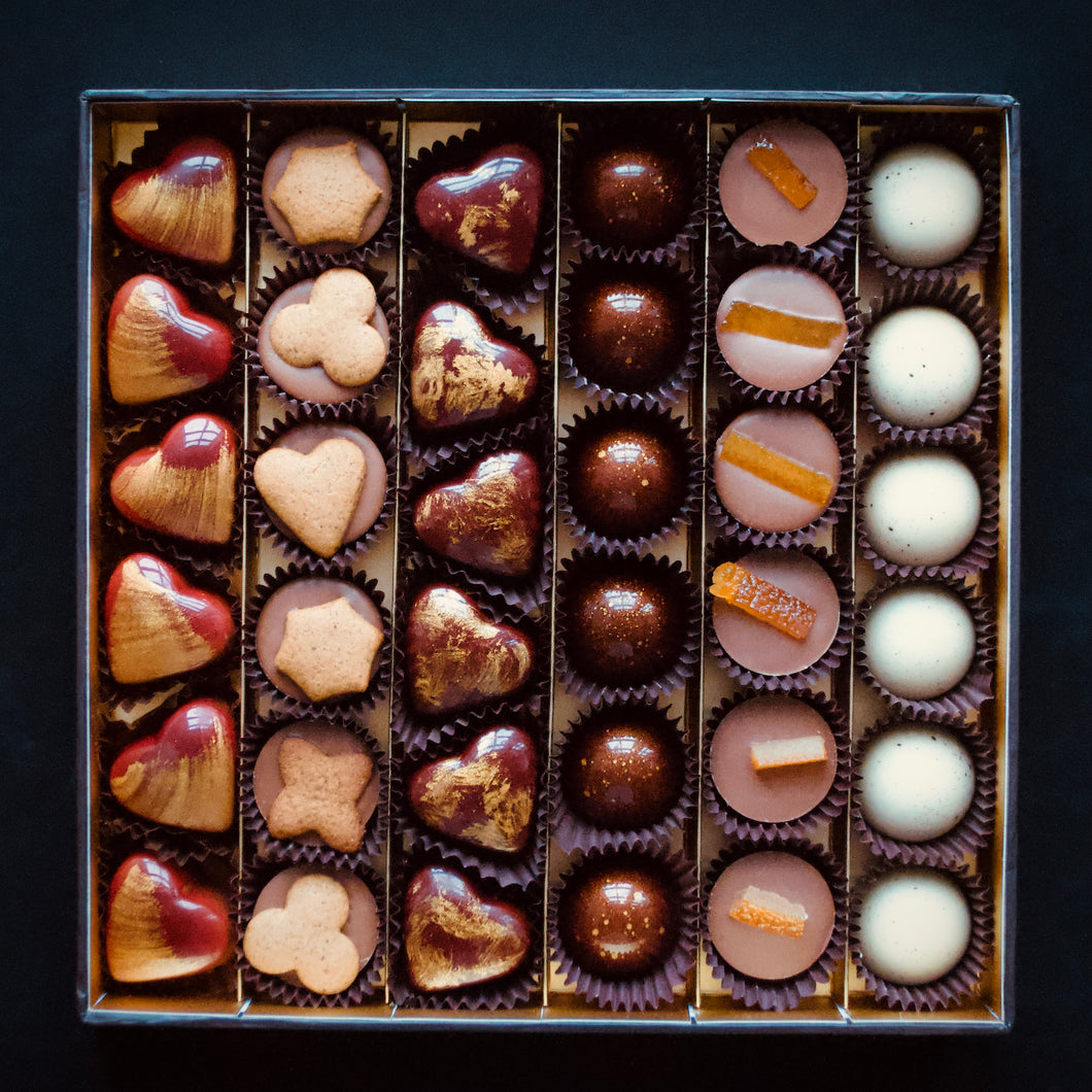 36 kpl Joulukonvehtirasia